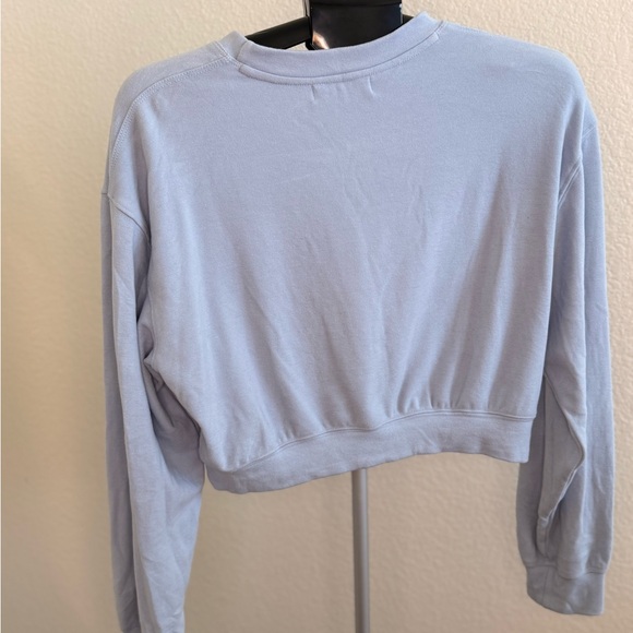 Sky Blue Twist Front Crop Top - Picture 2 of 3